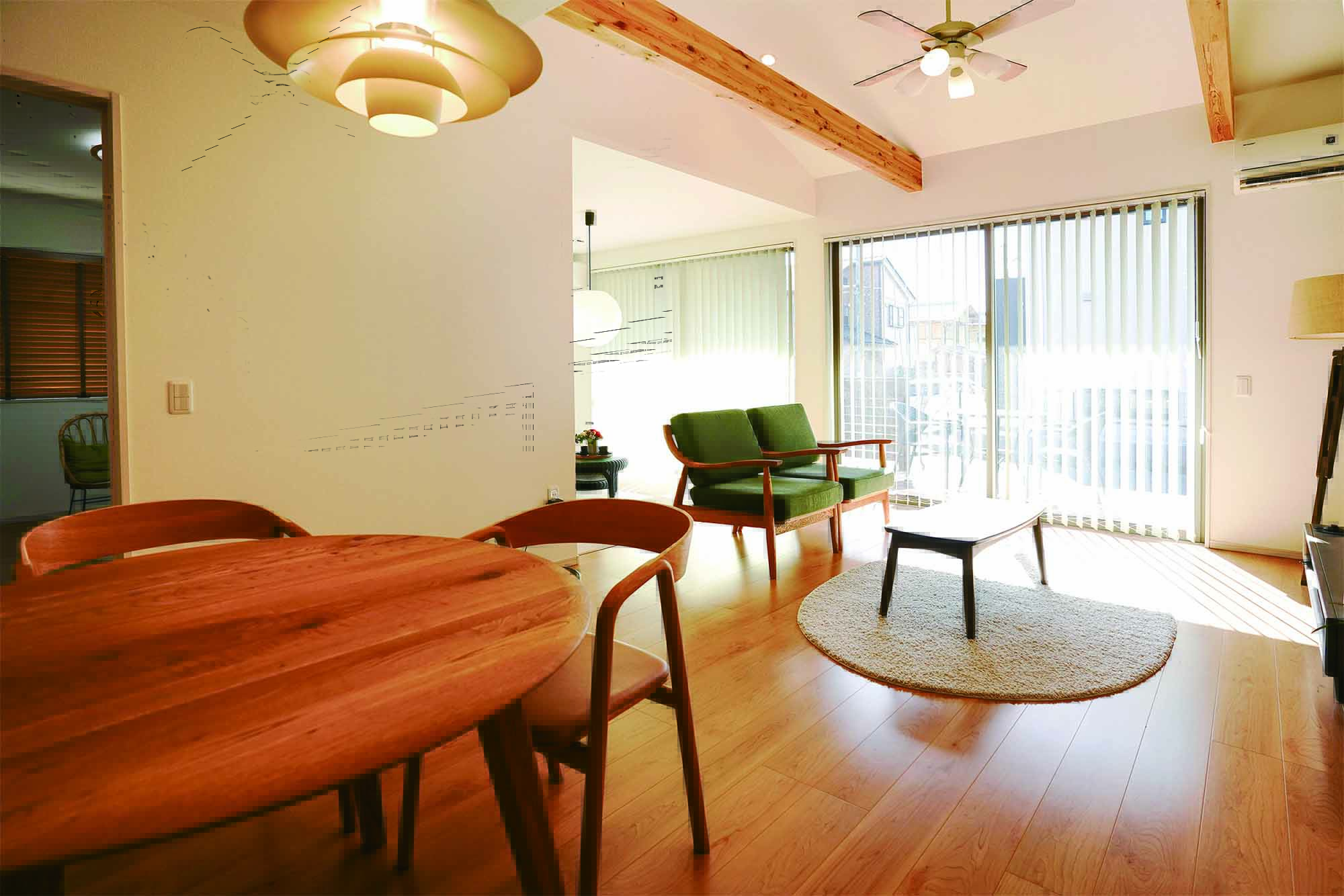 陽当りの良いリビング